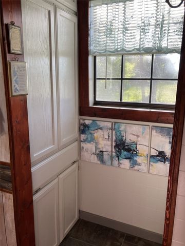 2454 Rs County Road 1402, Point, TX 75472