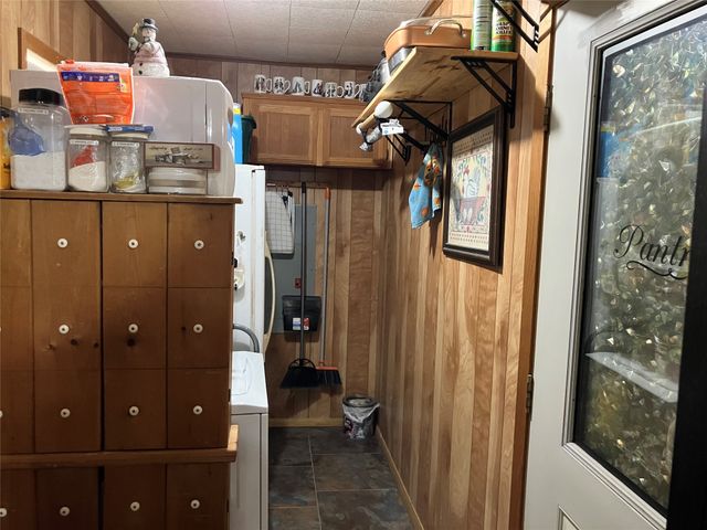 2454 Rs County Road 1402, Point, TX 75472