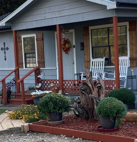 2454 Rs County Road 1402, Point, TX 75472