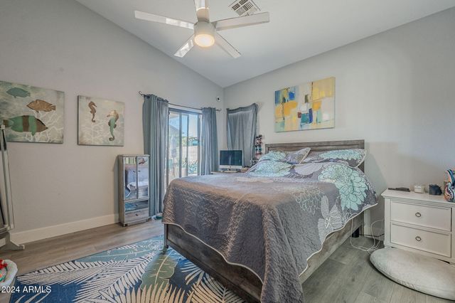 3339 E TONOPAH Drive, Phoenix, AZ 85050