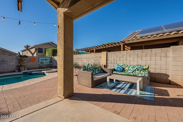 3339 E TONOPAH Drive, Phoenix, AZ 85050