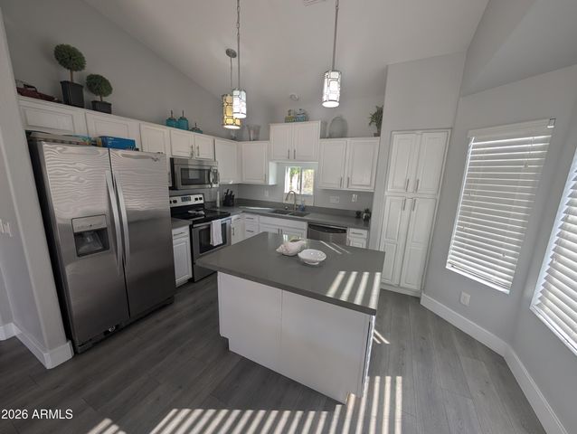 3339 E TONOPAH Drive, Phoenix, AZ 85050
