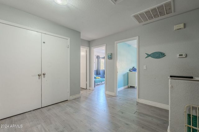 3339 E TONOPAH Drive, Phoenix, AZ 85050