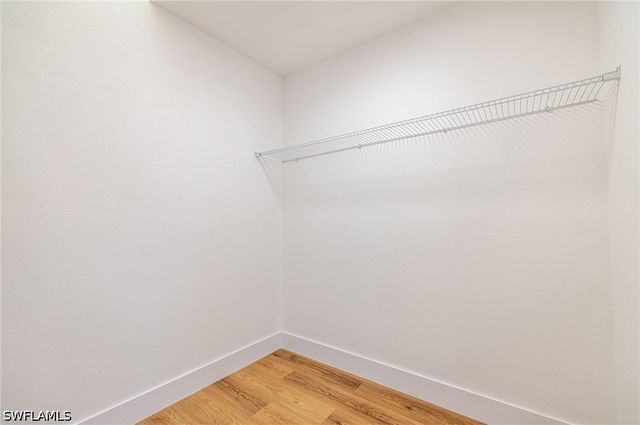 1337 N Alhambra CIR, Naples, FL 34103