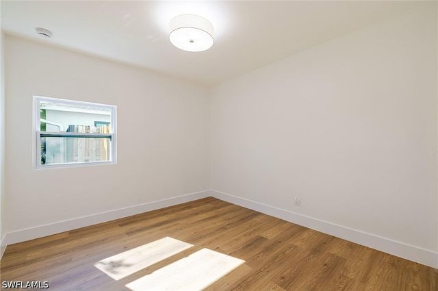 1337 N Alhambra CIR, Naples, FL 34103