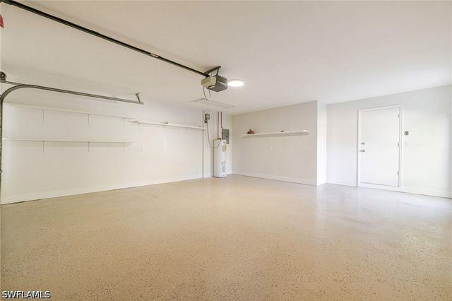 1337 N Alhambra CIR, Naples, FL 34103