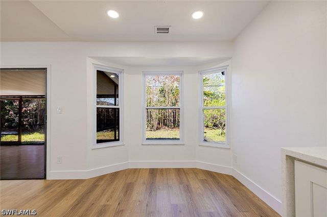 1337 N Alhambra CIR, Naples, FL 34103