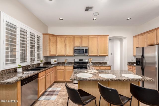 434 E SHEFFIELD Avenue, Gilbert, AZ 85296