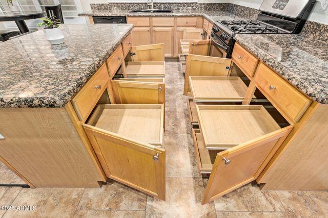 434 E SHEFFIELD Avenue, Gilbert, AZ 85296