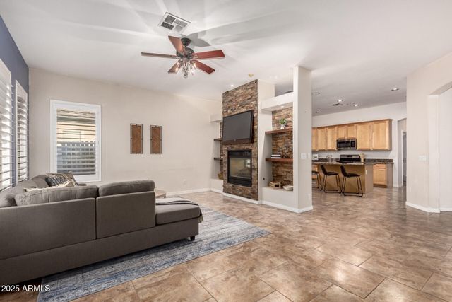 434 E SHEFFIELD Avenue, Gilbert, AZ 85296