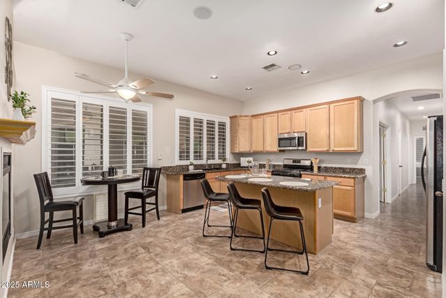 434 E SHEFFIELD Avenue, Gilbert, AZ 85296