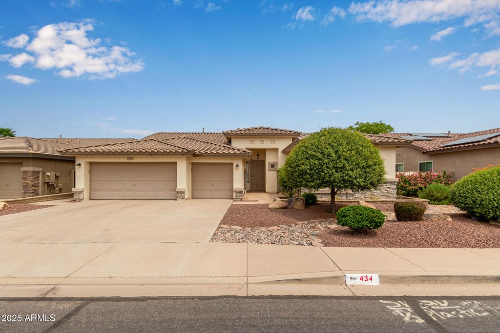 434 E SHEFFIELD Avenue, Gilbert, AZ 85296