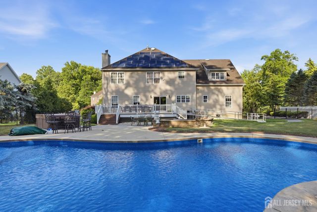 17 Santa Fe Avenue, Old Bridge, NJ 08857