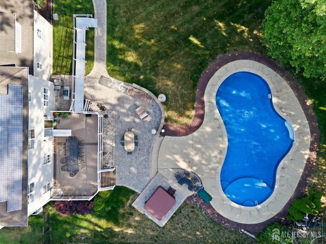 17 Santa Fe Avenue, Old Bridge, NJ 08857