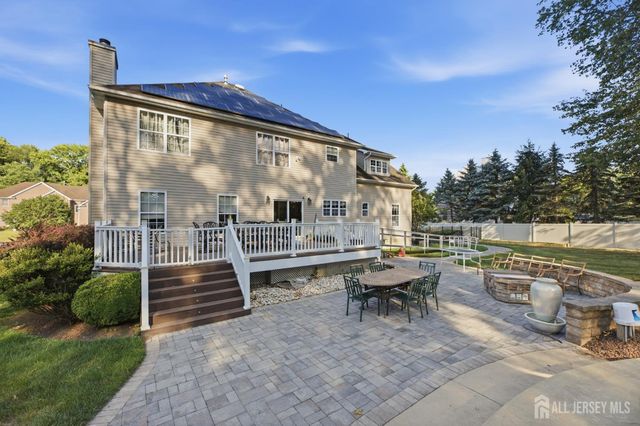 17 Santa Fe Avenue, Old Bridge, NJ 08857