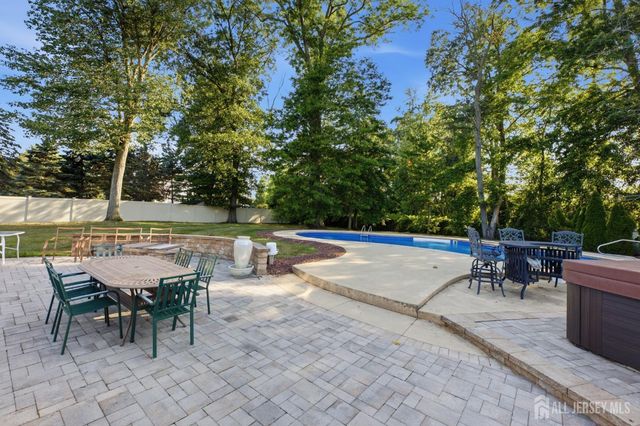 17 Santa Fe Avenue, Old Bridge, NJ 08857