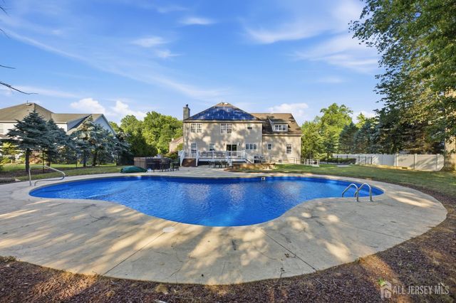17 Santa Fe Avenue, Old Bridge, NJ 08857
