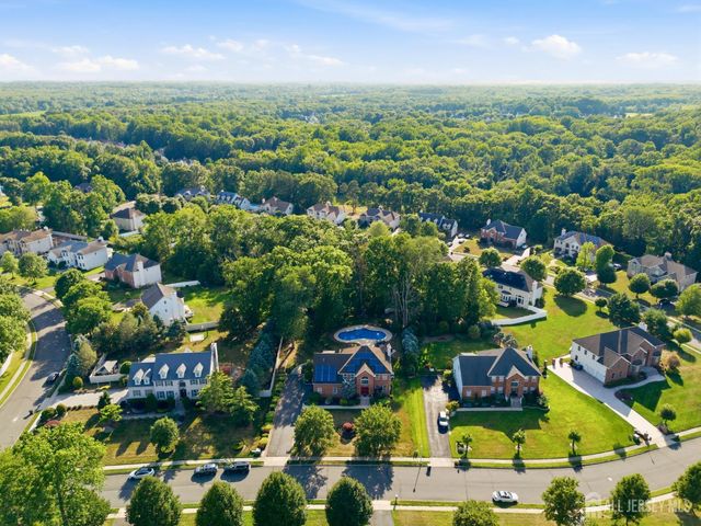 17 Santa Fe Avenue, Old Bridge, NJ 08857