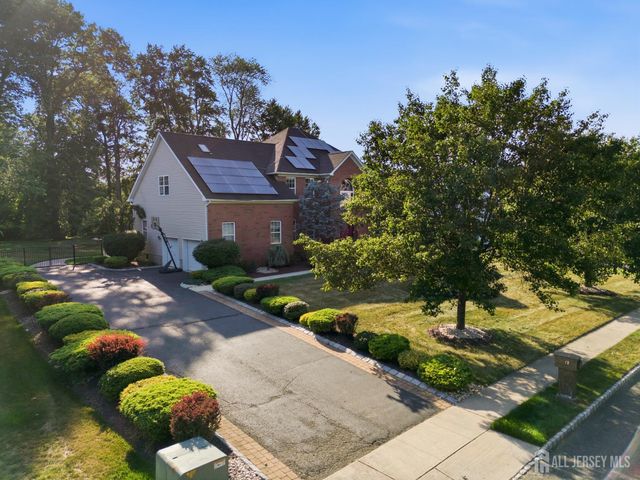 17 Santa Fe Avenue, Old Bridge, NJ 08857