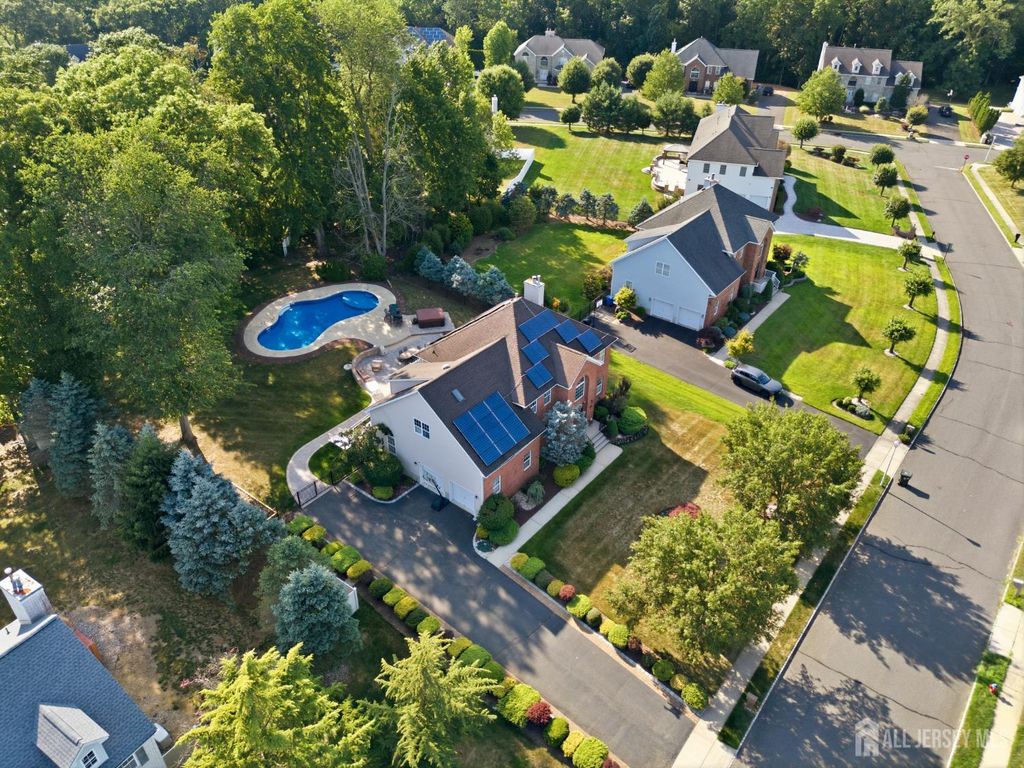 17 Santa Fe Avenue, Old Bridge, NJ 08857