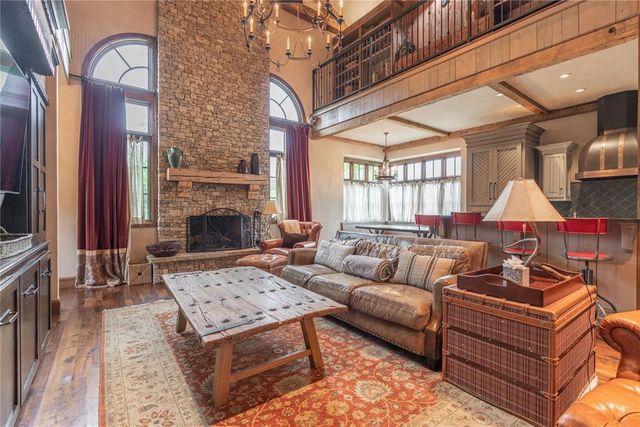 3110 W Waterloo Road, Edmond, OK 73025