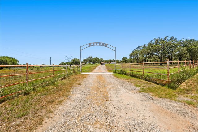 283 County Road 4794, Boyd, TX 76023