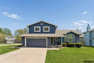 1801 Bristol Street, Papillion, NE 68046