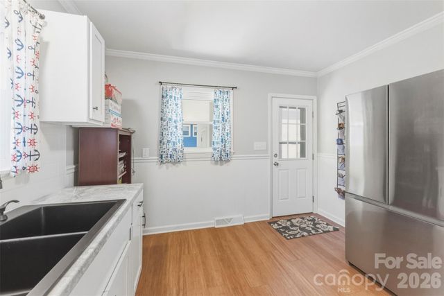 1213 E Park Drive, Gastonia, NC 28054