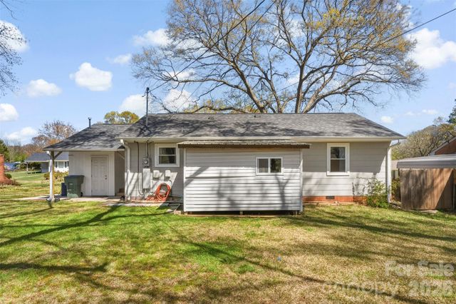 1213 E Park Drive, Gastonia, NC 28054