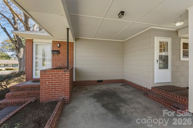 1213 E Park Drive, Gastonia, NC 28054