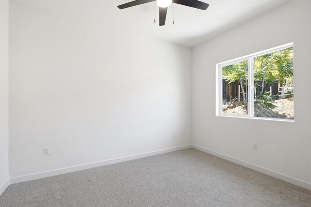 707 Lingel Dr, El Cajon, CA 92019