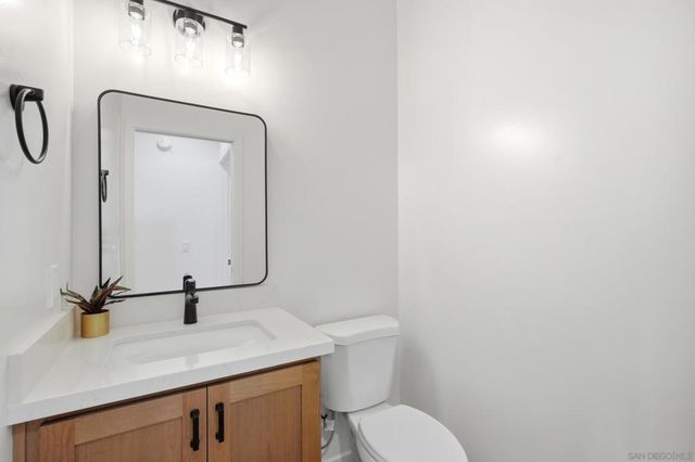 707 Lingel Dr, El Cajon, CA 92019