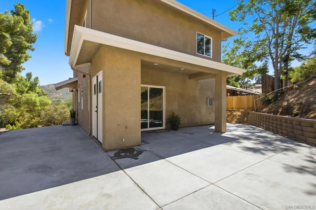 707 Lingel Dr, El Cajon, CA 92019