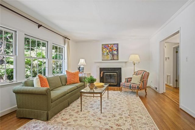 1960 Brookview Drive NW, Atlanta, GA 30318