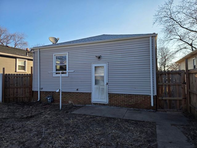 3744 S Grover Avenue, Hammond, IN 46327