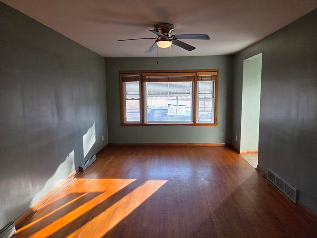 3744 S Grover Avenue, Hammond, IN 46327