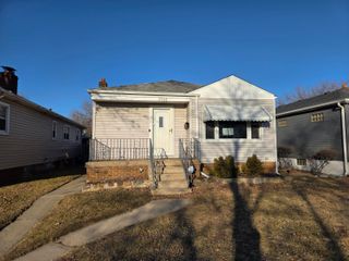 3744 S Grover Avenue, Hammond, IN 46327