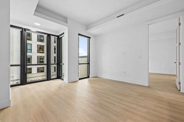 930 Commerce St Apt 508, Nashville, TN 37203