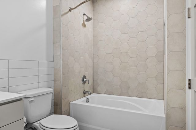 930 Commerce St Apt 508, Nashville, TN 37203