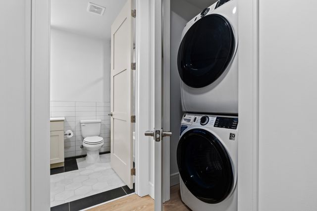 930 Commerce St Apt 508, Nashville, TN 37203