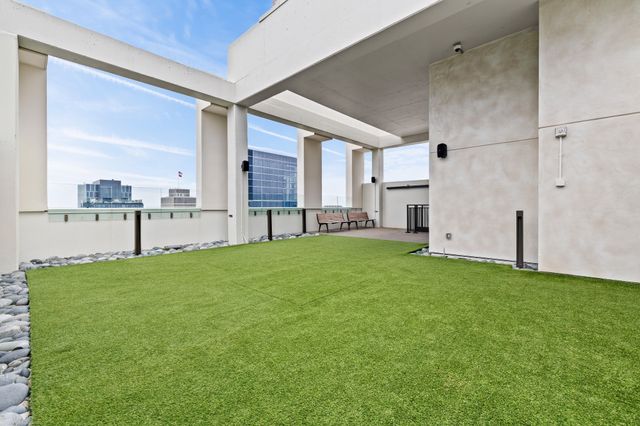 930 Commerce St Apt 508, Nashville, TN 37203