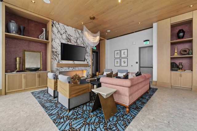 930 Commerce St Apt 508, Nashville, TN 37203