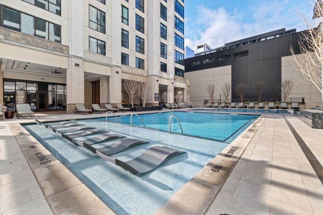 930 Commerce St Apt 508, Nashville, TN 37203