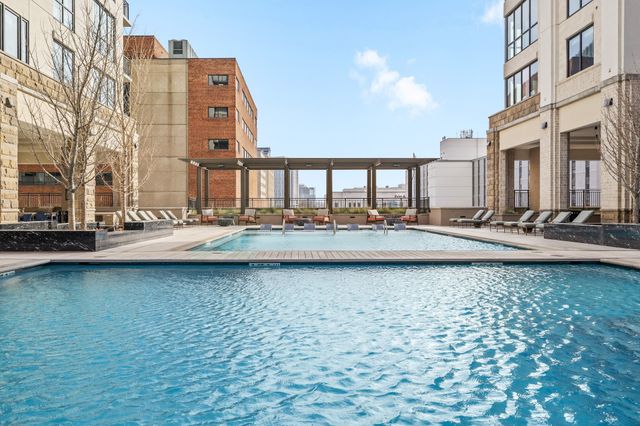 930 Commerce St Apt 508, Nashville, TN 37203