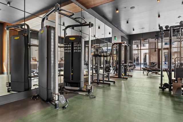 930 Commerce St Apt 508, Nashville, TN 37203