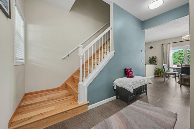 12320 Windsor Court, Burnsville, MN 55337