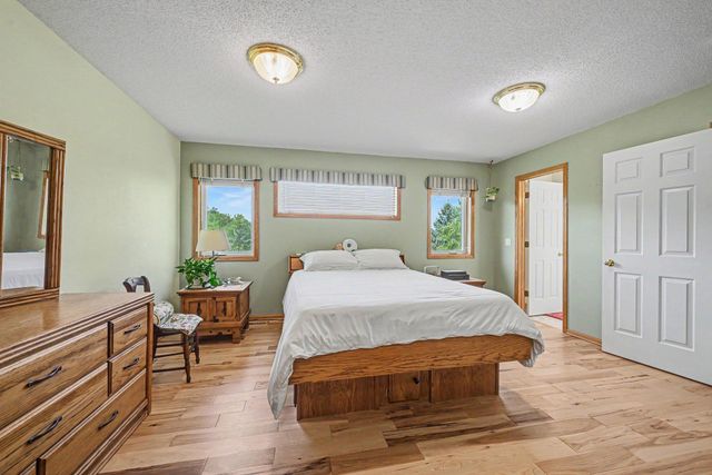 12320 Windsor Court, Burnsville, MN 55337