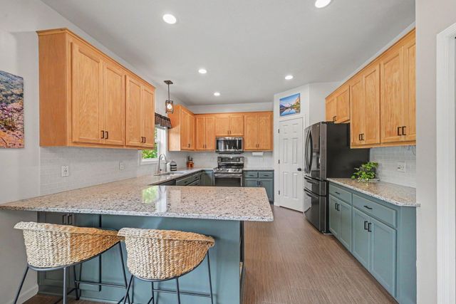 12320 Windsor Court, Burnsville, MN 55337