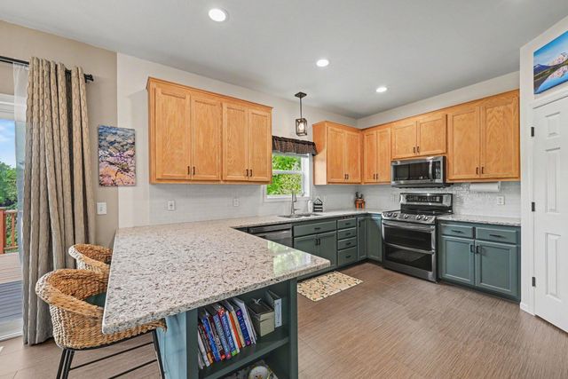 12320 Windsor Court, Burnsville, MN 55337
