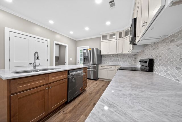 181 Twin Lakes Road, Waverly Hall, GA 31831